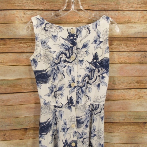 Breeches Blue/Off-White Sleeveless Back-Button Dress 4 - Picture 10 of 16